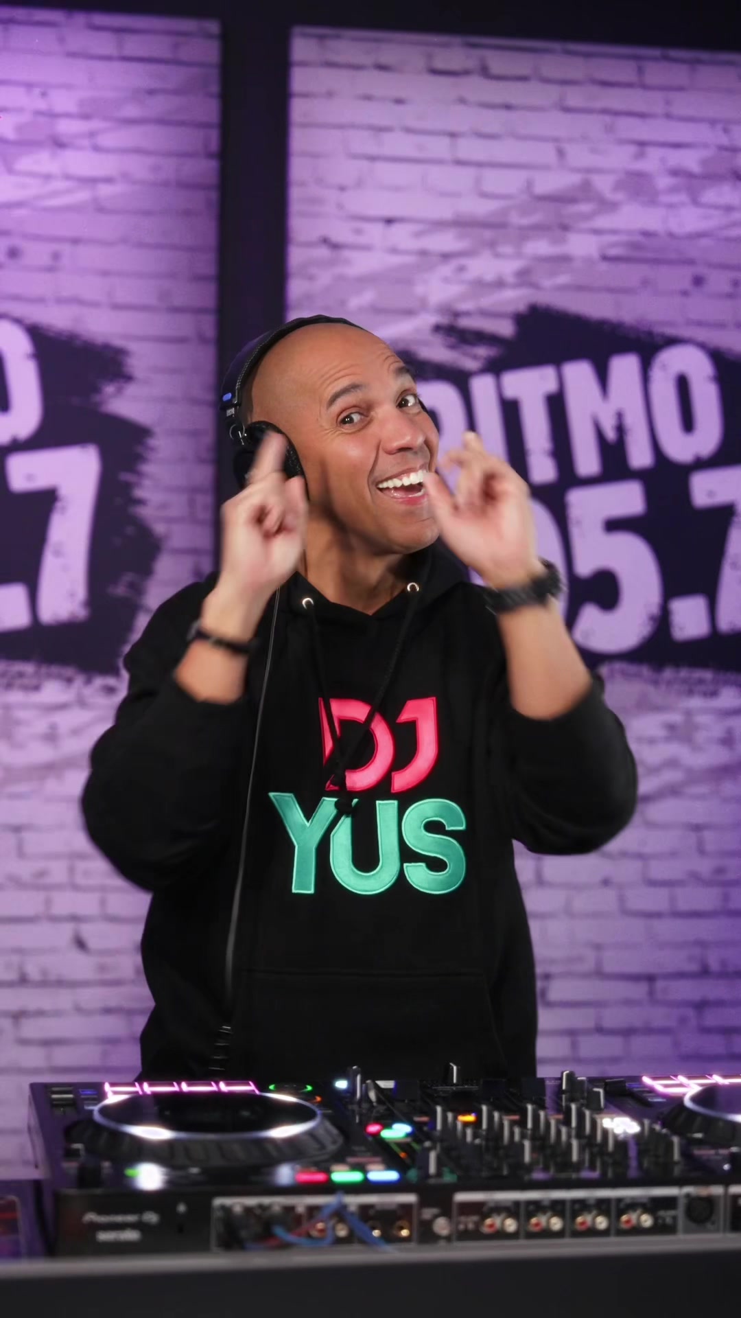 @DJ YUS