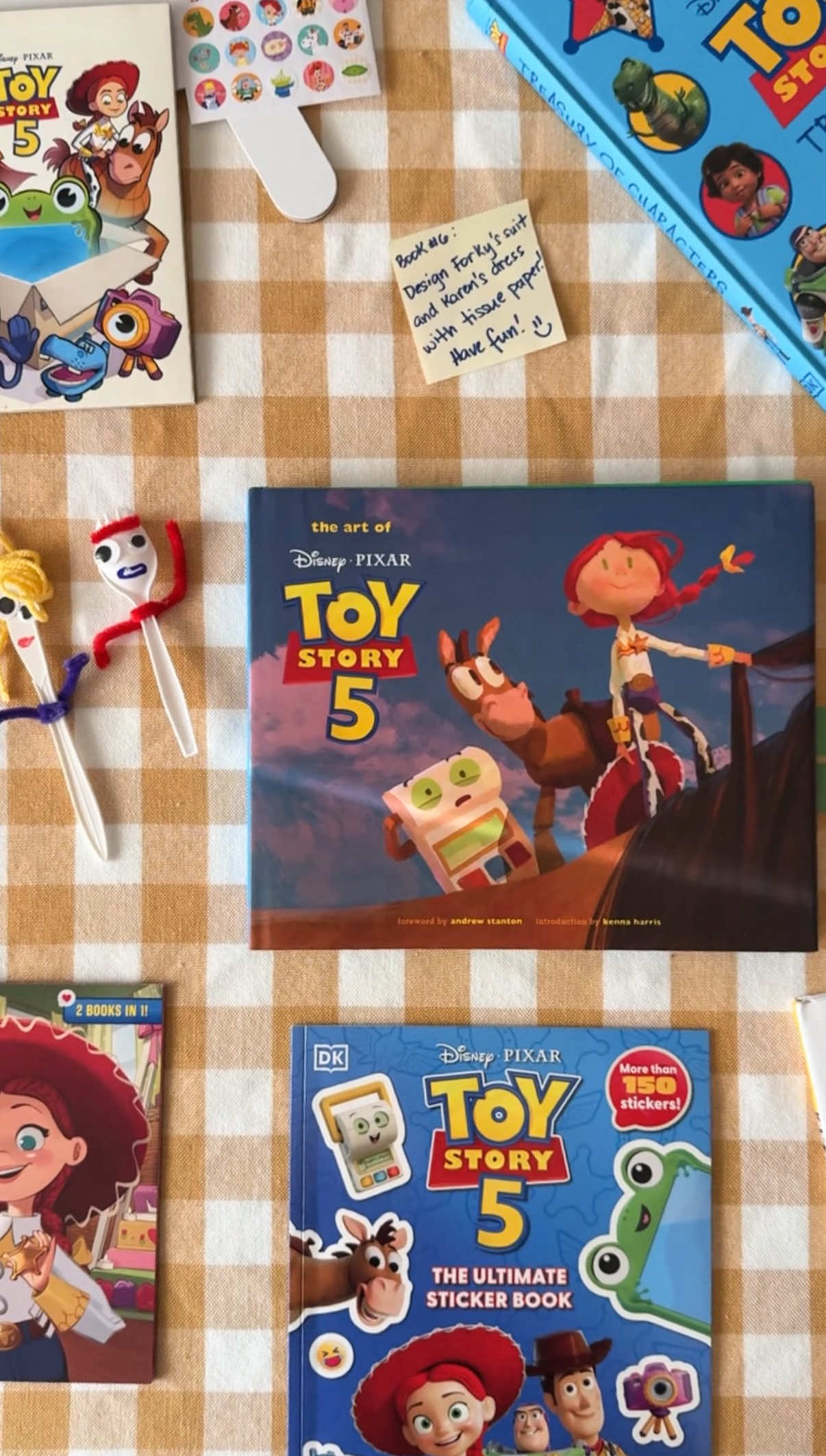 @Sol ✨Disney Crafts Food Travel