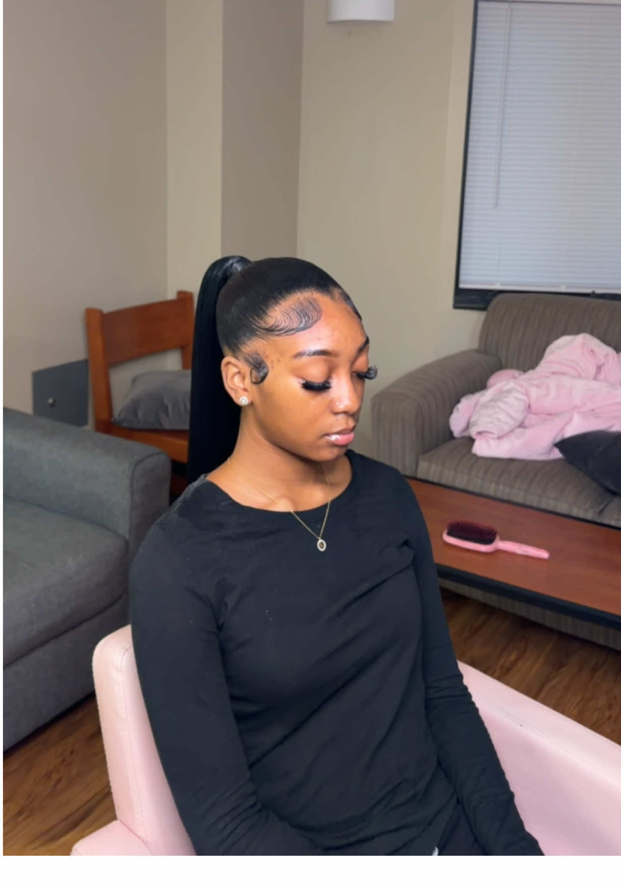 @Servicedbyjojo