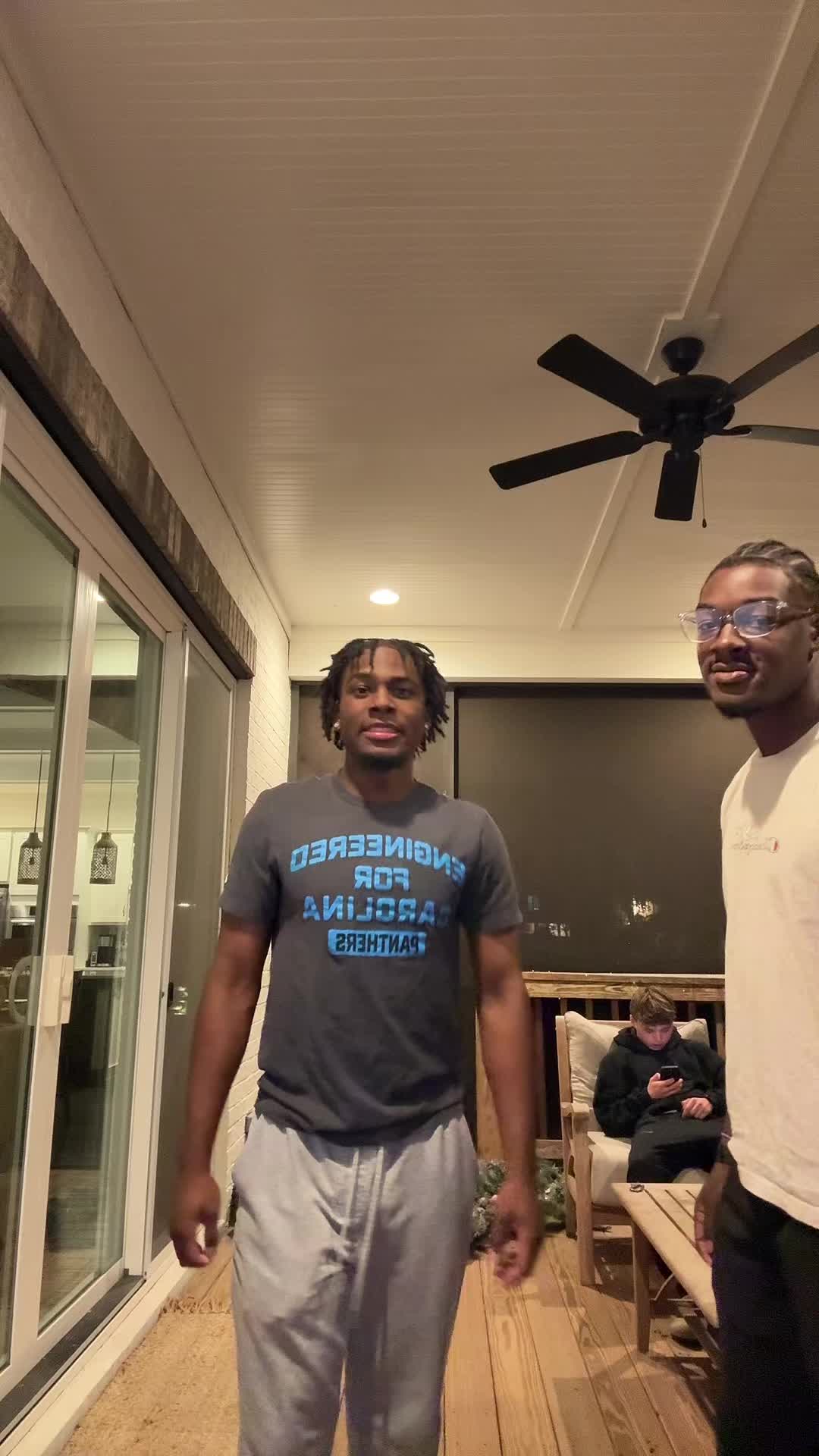 @Wrd2