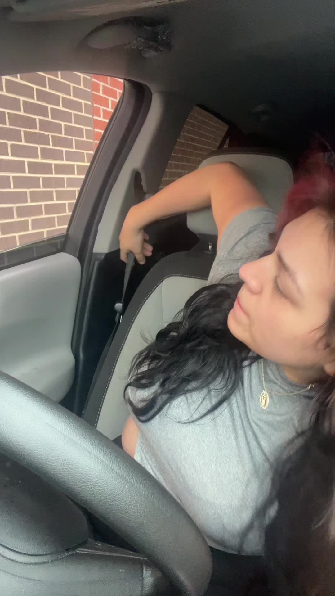 @Selenaaa
