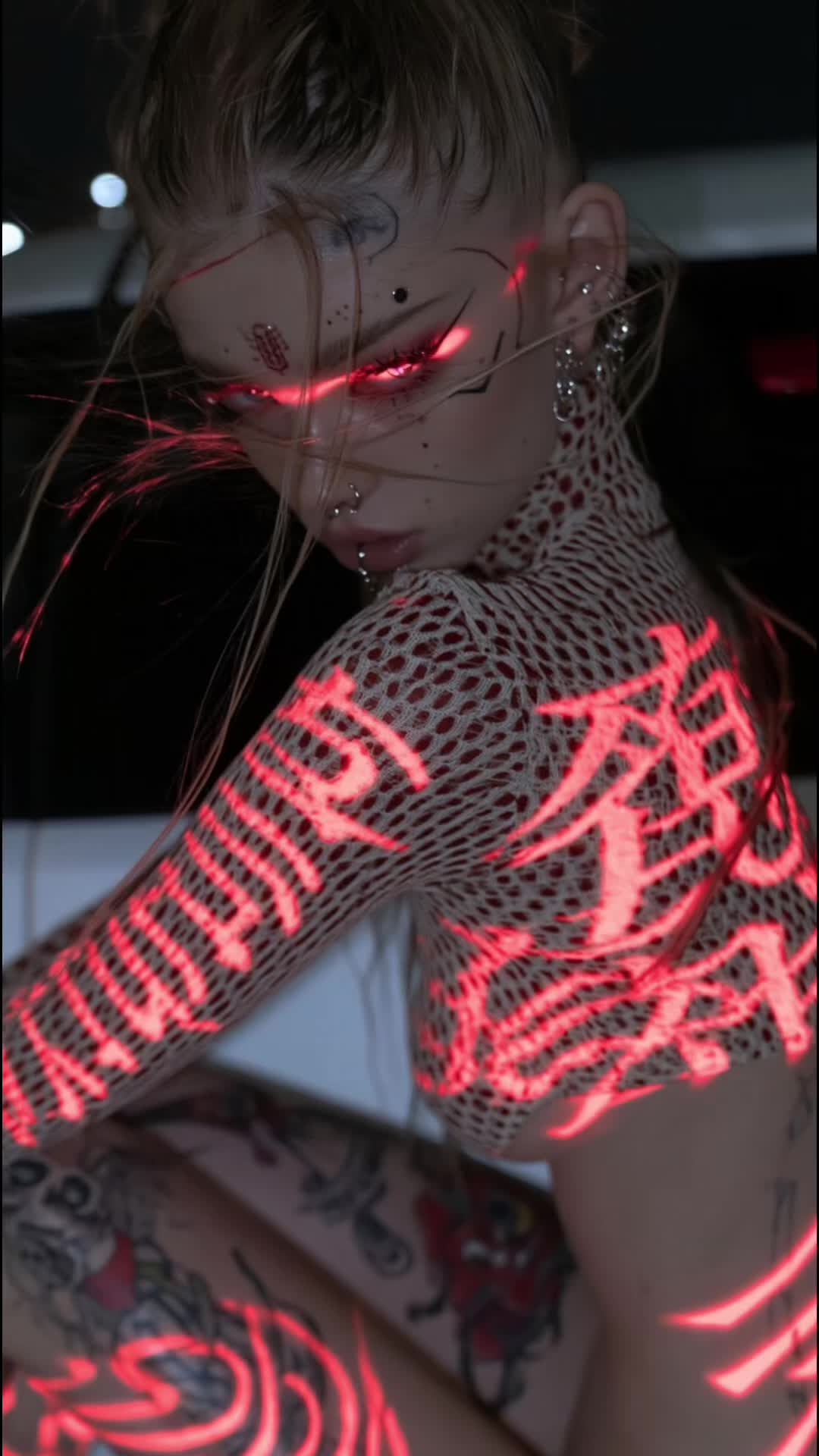 @𝖑𝖎𝖌𝖍𝖙