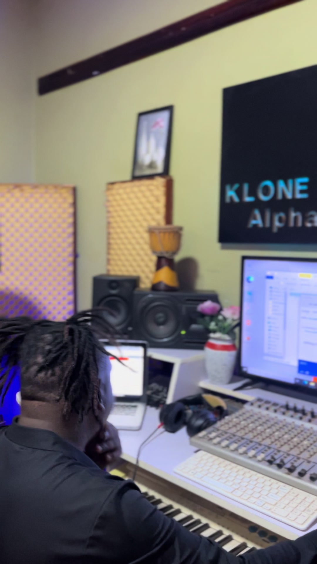@alphaonthebeats