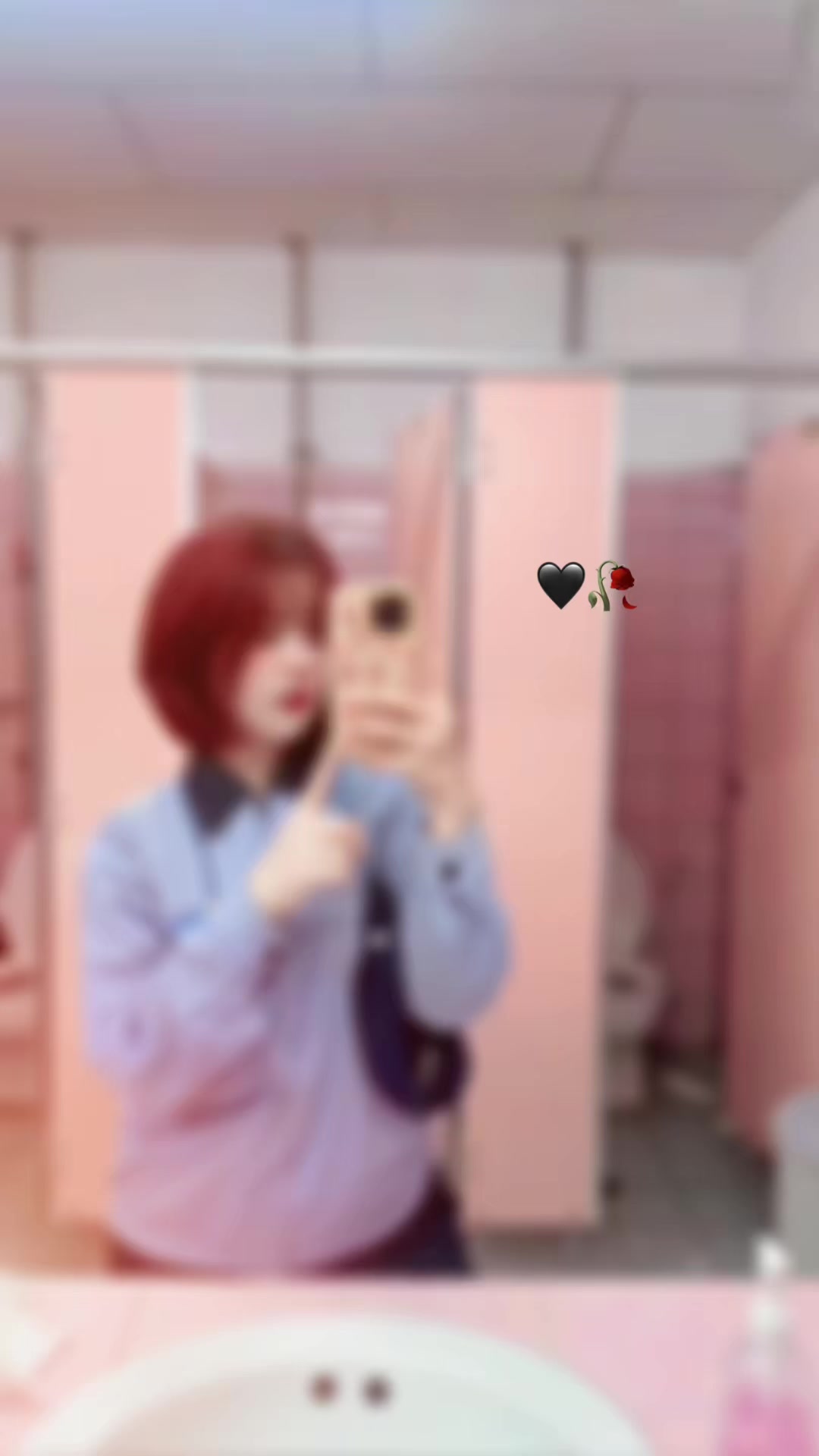 @จิราพร👤