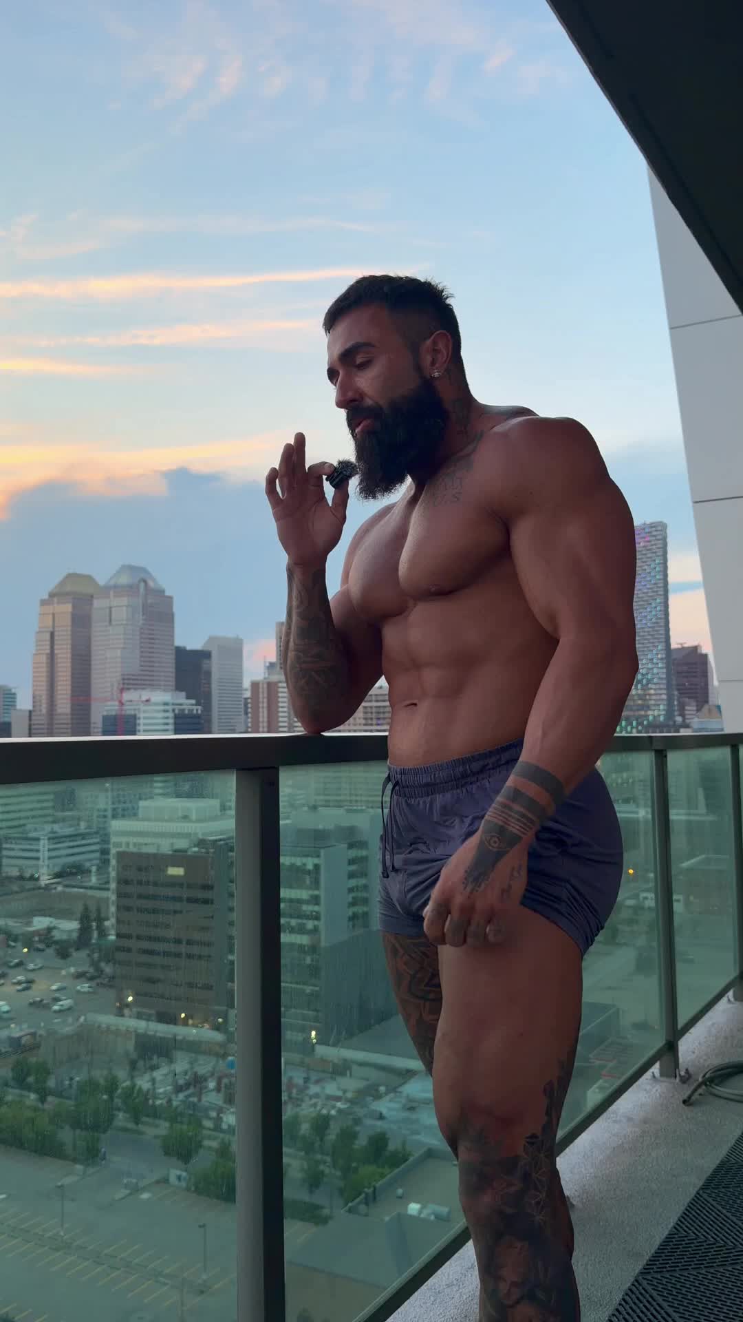 @NUNZI