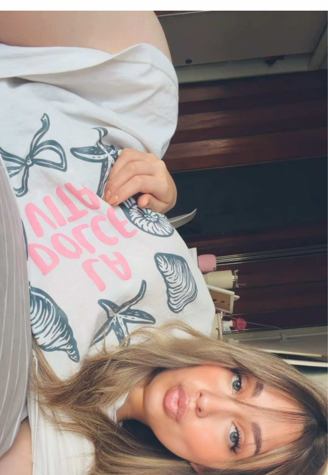 @abigail.