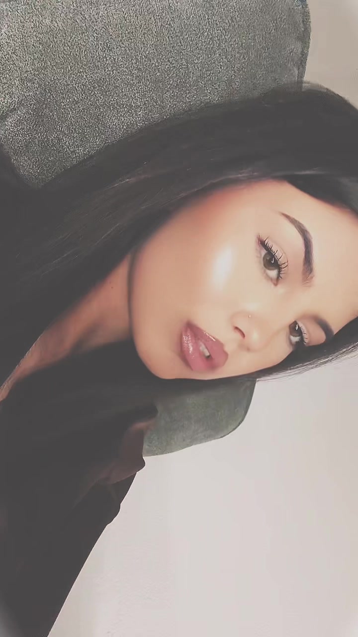 @Emicaa