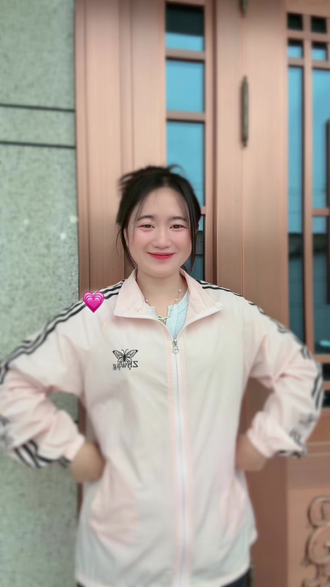 @P"🦋"Z(^。^)