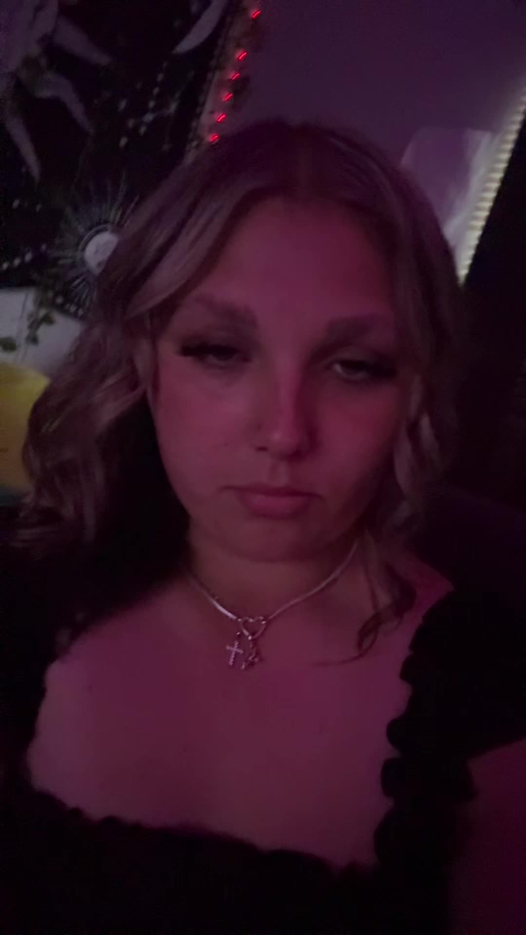 @Liv ๐