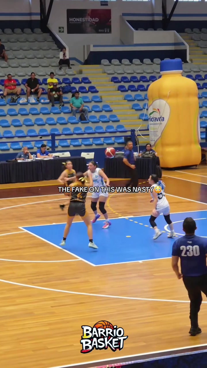 @Ballislife Womens Basketball