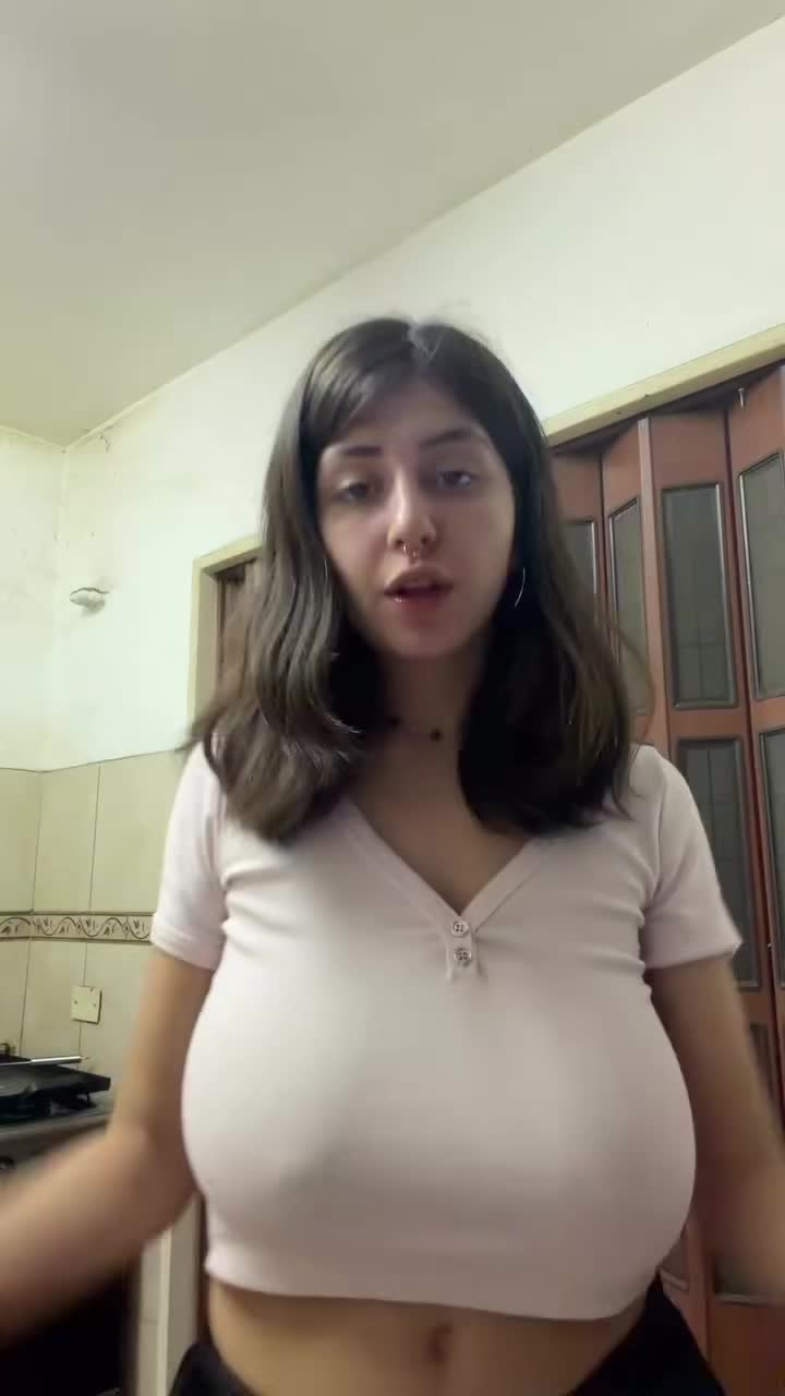 @Girls TikTok Hub