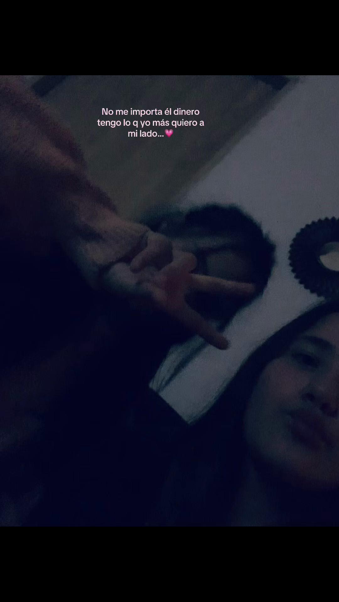 @JAZ Y AGU💗🥺