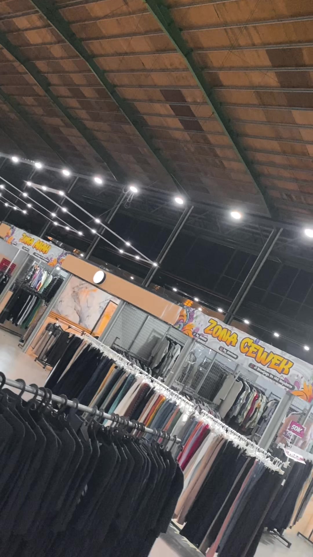 @BY DENISE STORE