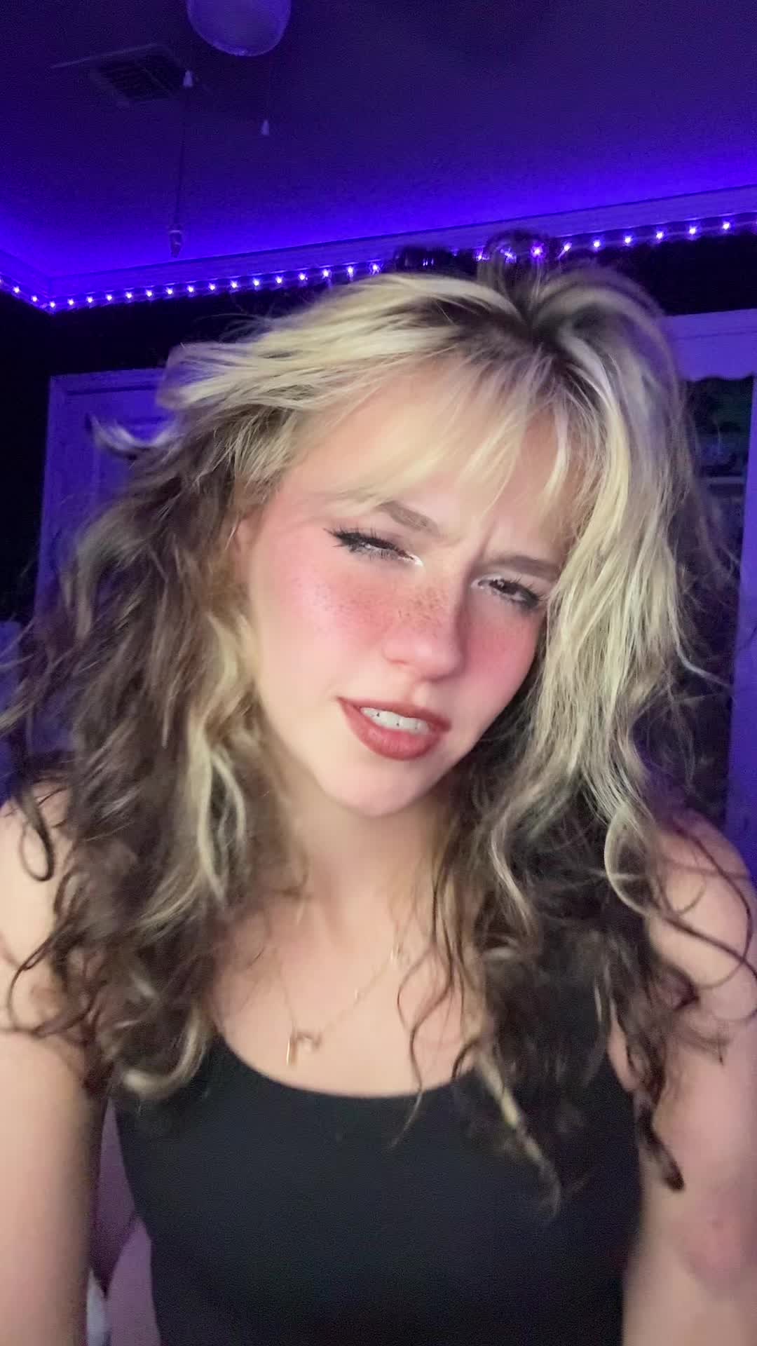 @RubberDuckieJo