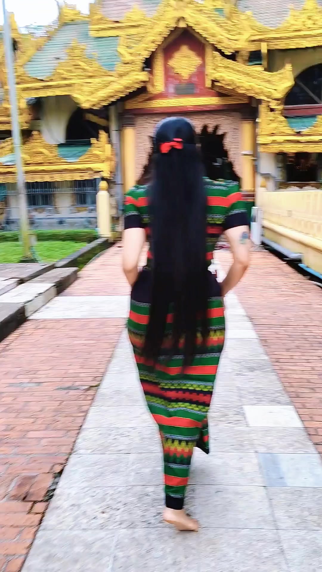 @Myat Hsu 🌸🇲🇲