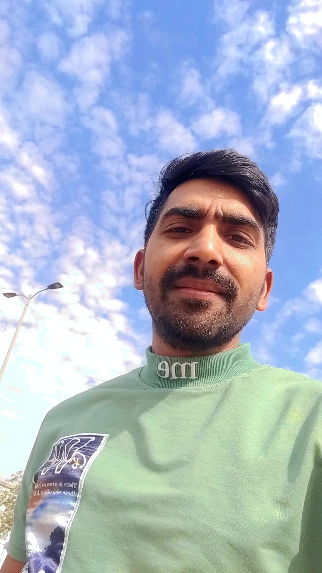 @sharukh N __🇳🇵🥰👈🇸🇦
