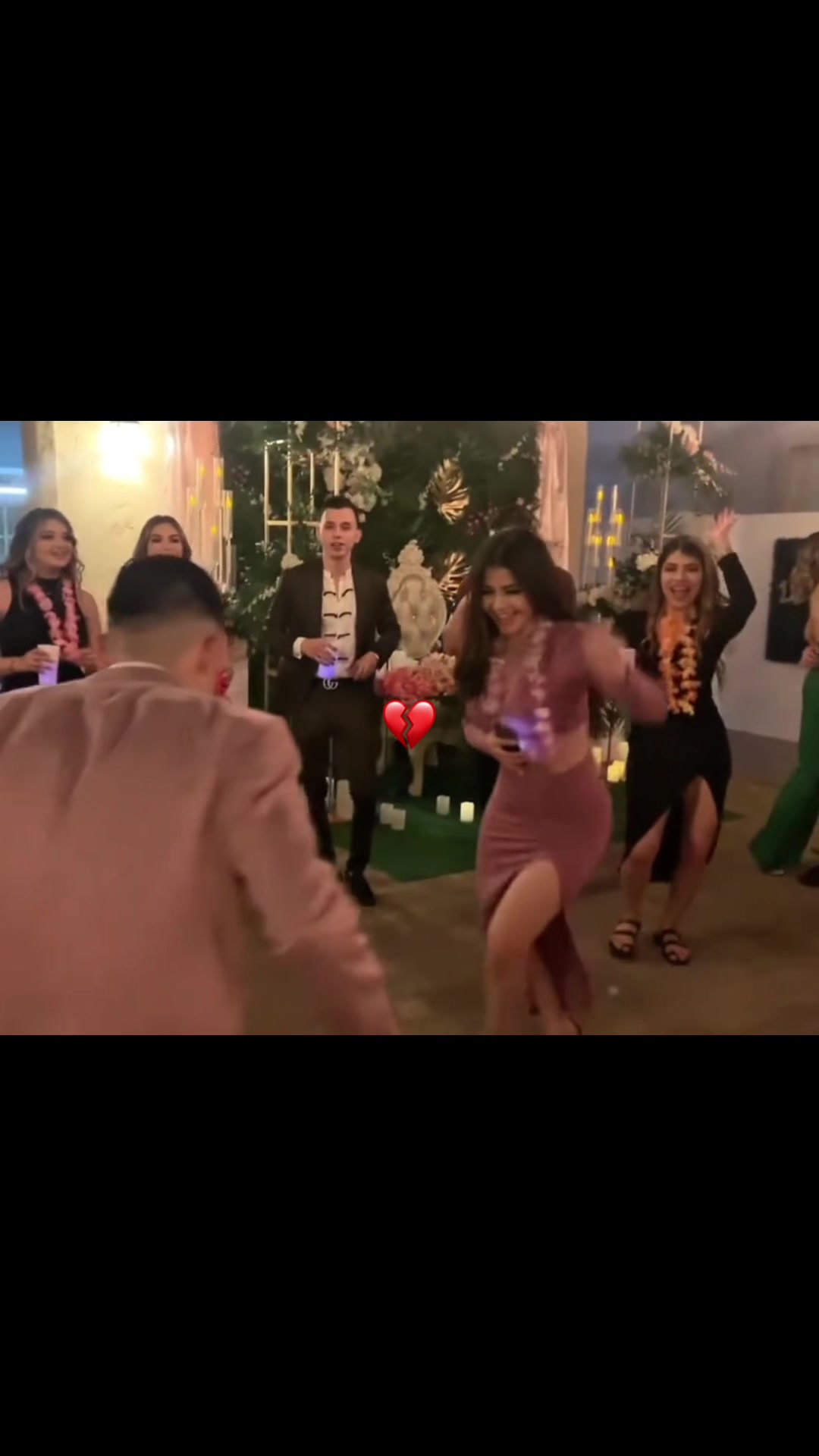 @SarahiOs