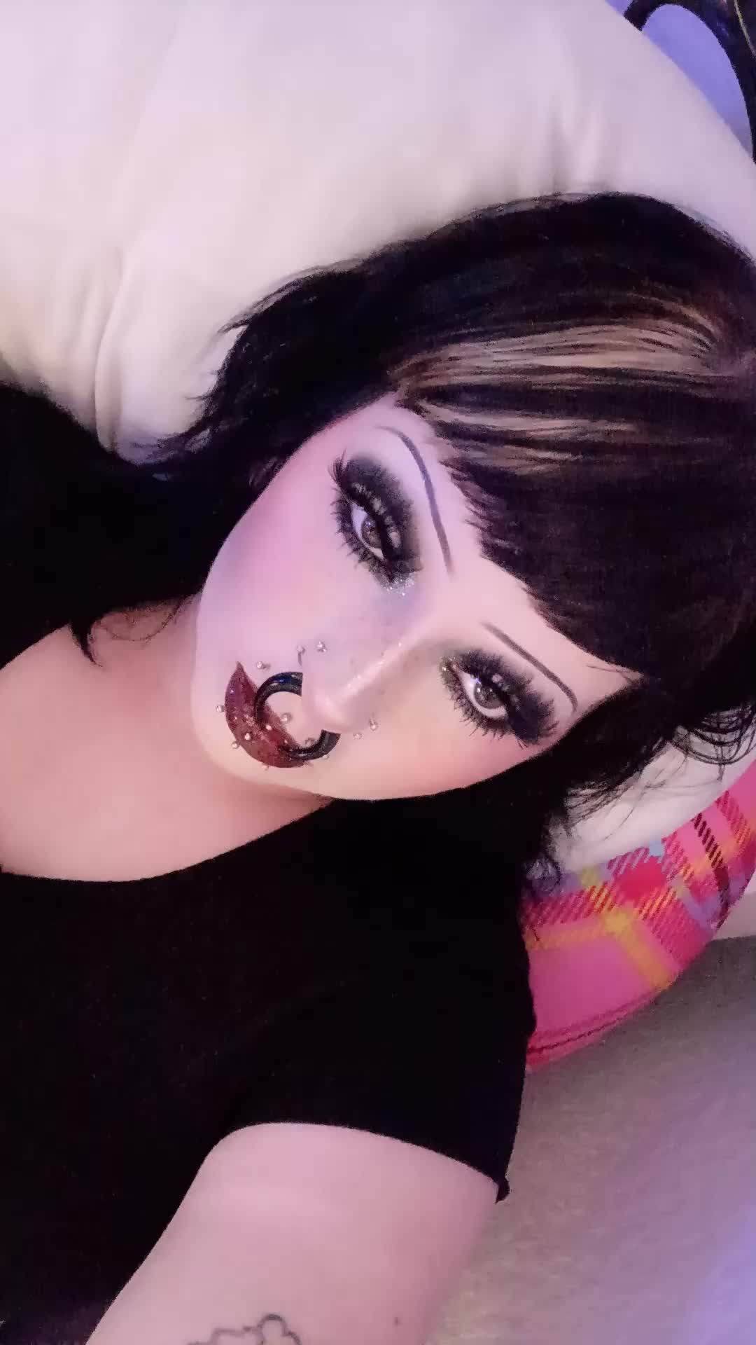 @🦷𝕸𝖆𝖉𝖞🦷