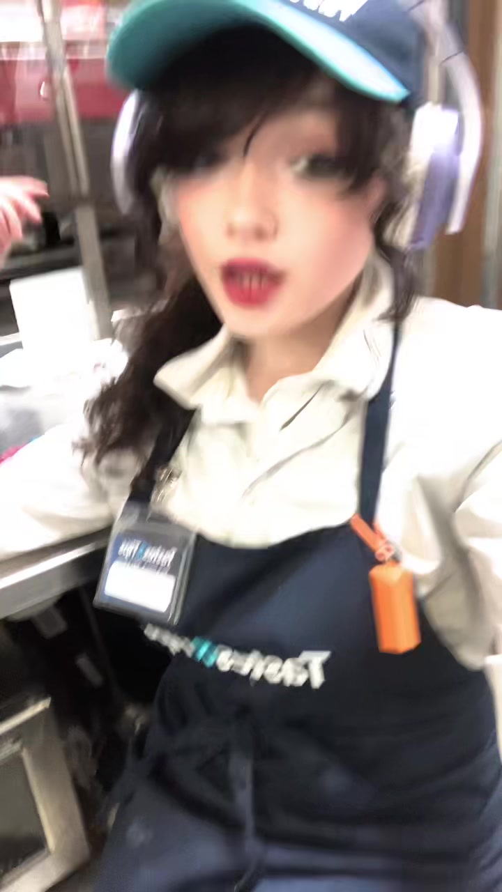 @elle