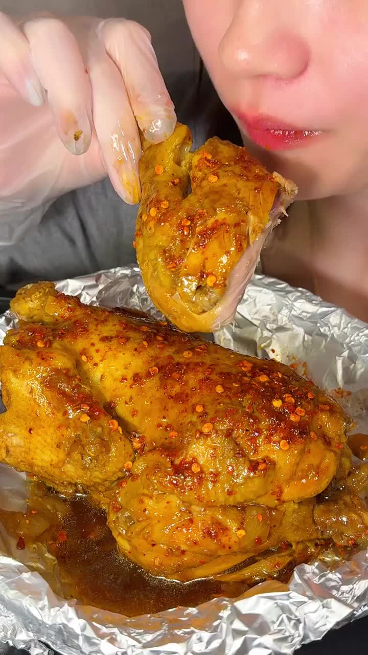 @NomNomDiaries