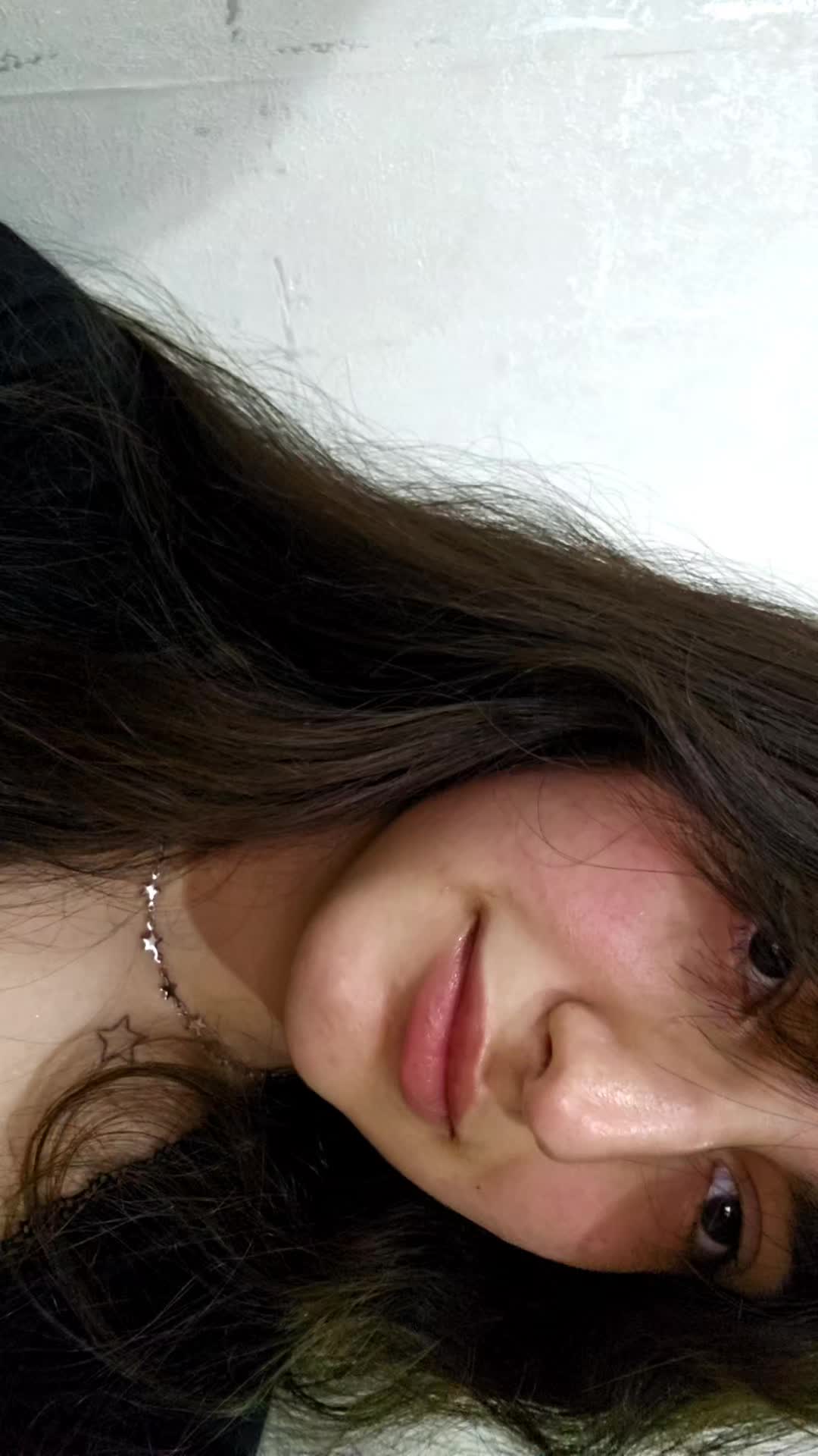@𝒫𝒶𝓇𝓇𝑒𝓁𝓁𝒶🪽