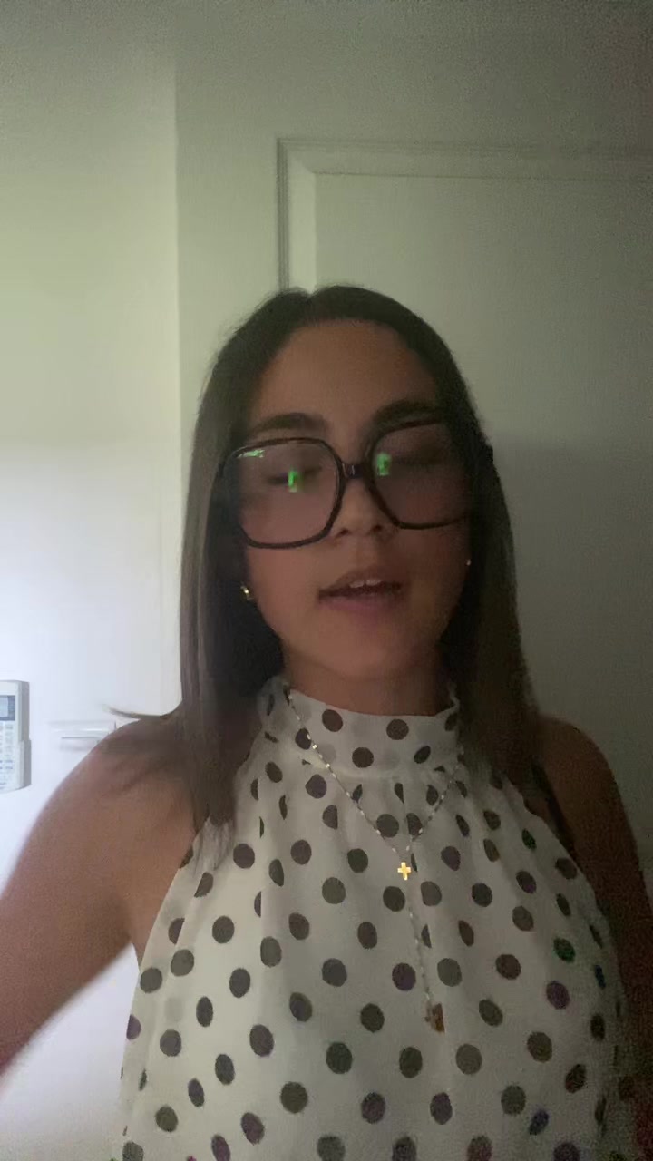 @Anna_mtnzz