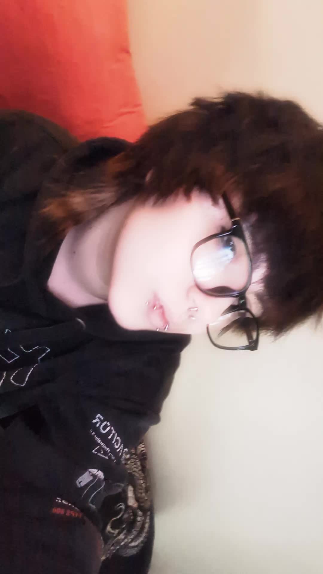 @Eyebags