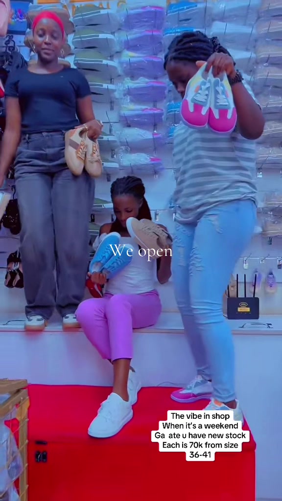 @JS ADDICTION SHOE STORE