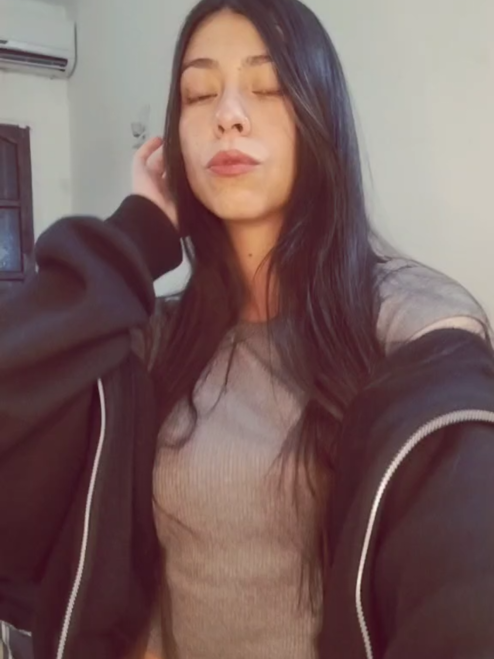 @Agorojass