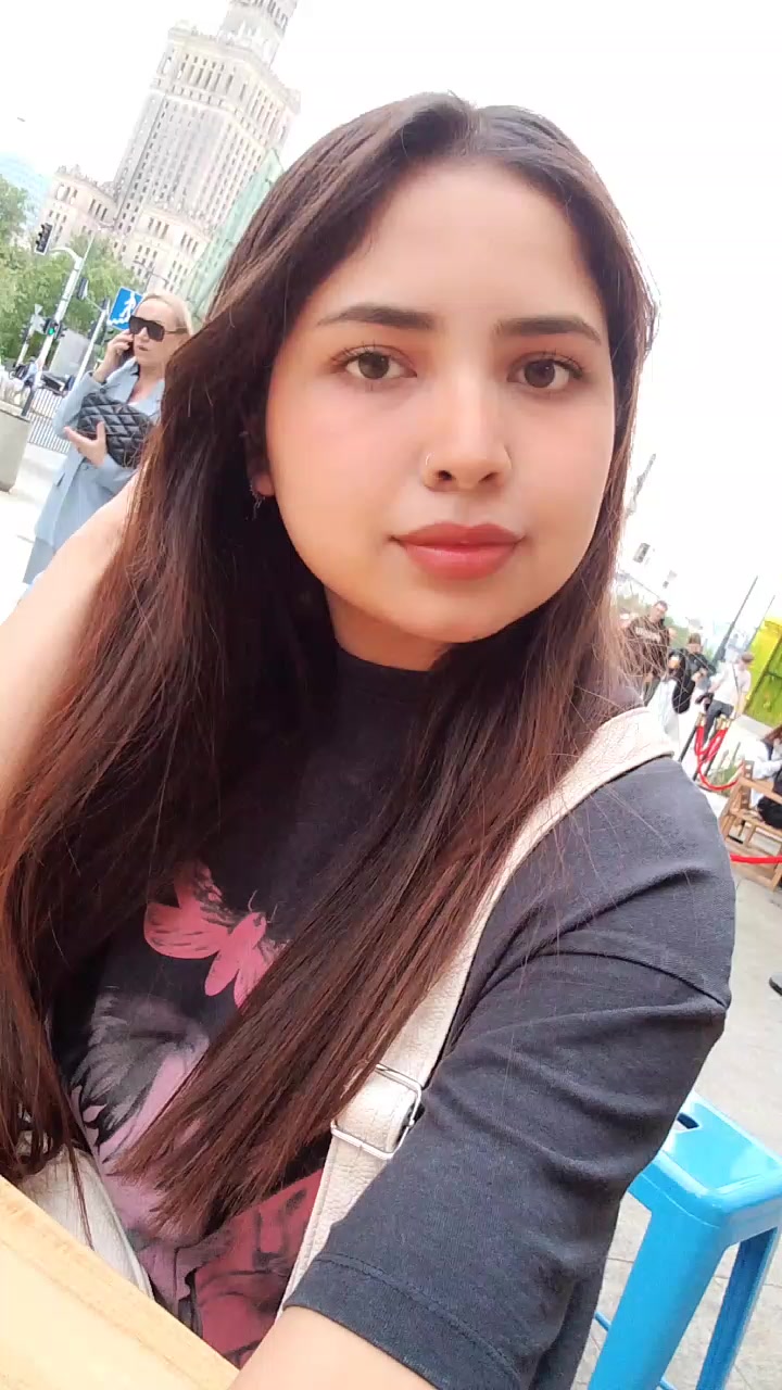 @Muzdalfa Baig🇪🇺🇵🇰
