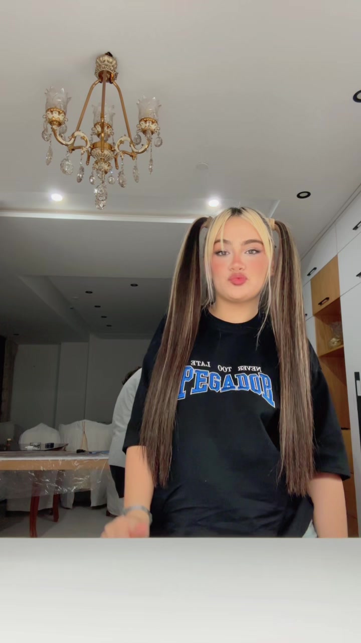 @felora