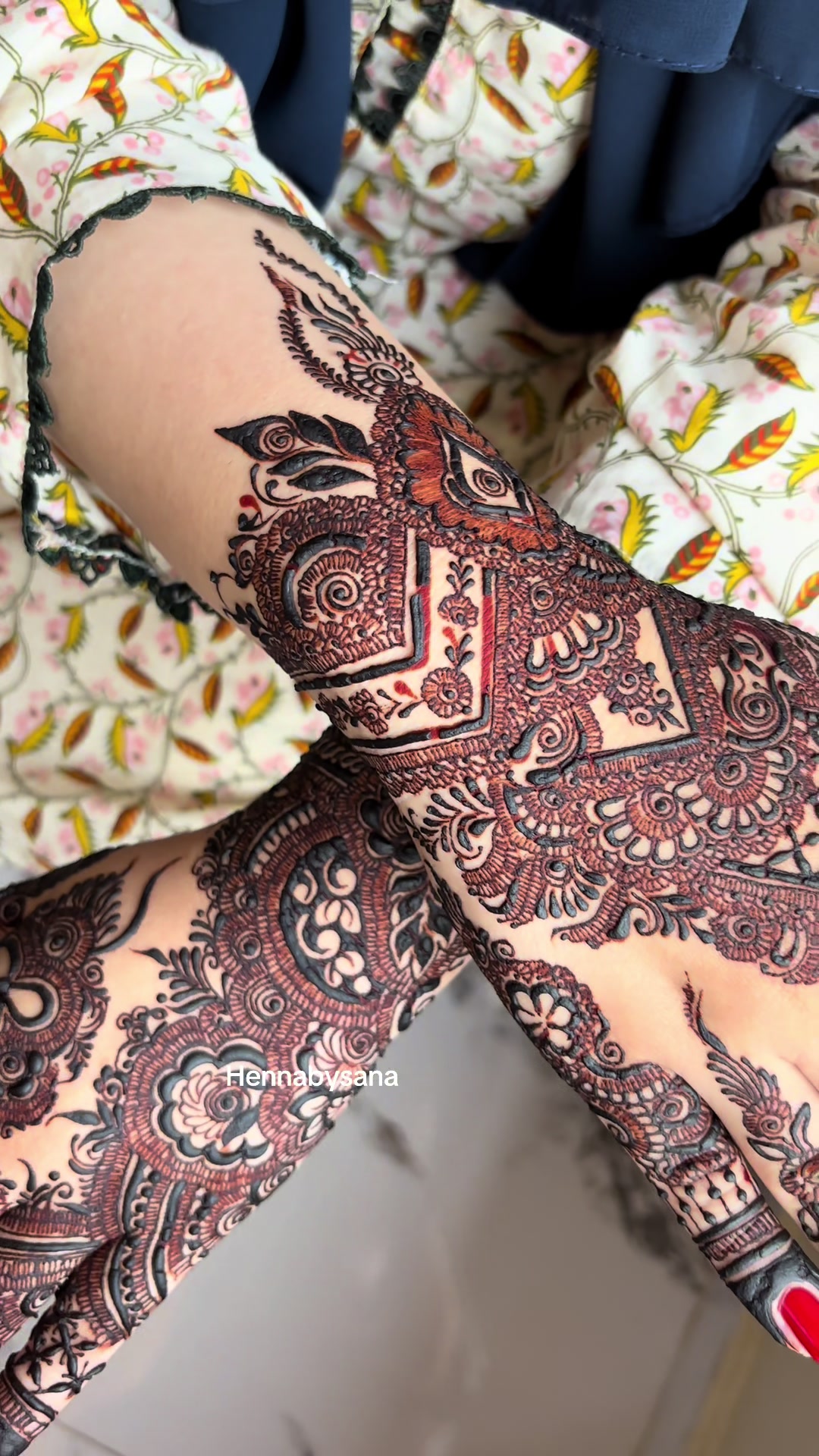 @henna by sana 809