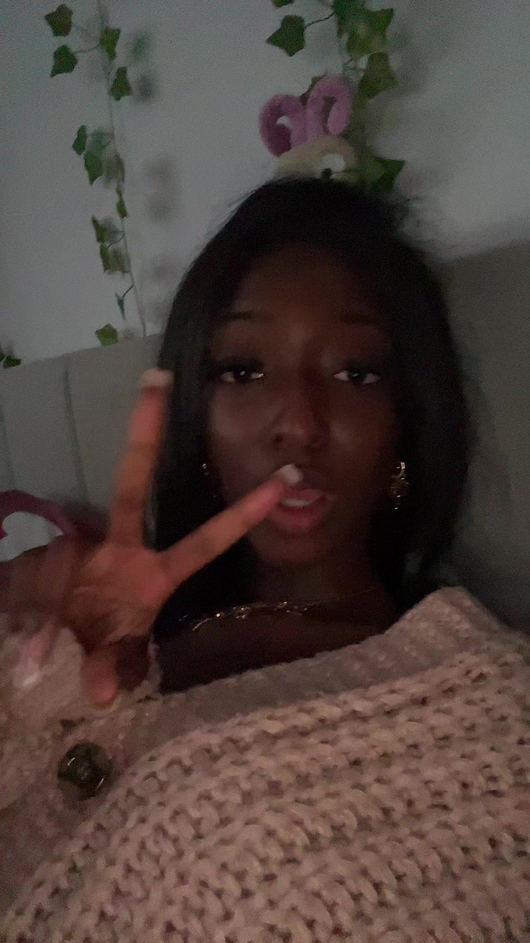 @tyra