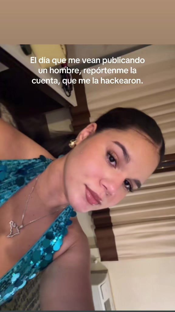 @Karina Sanchez👑
