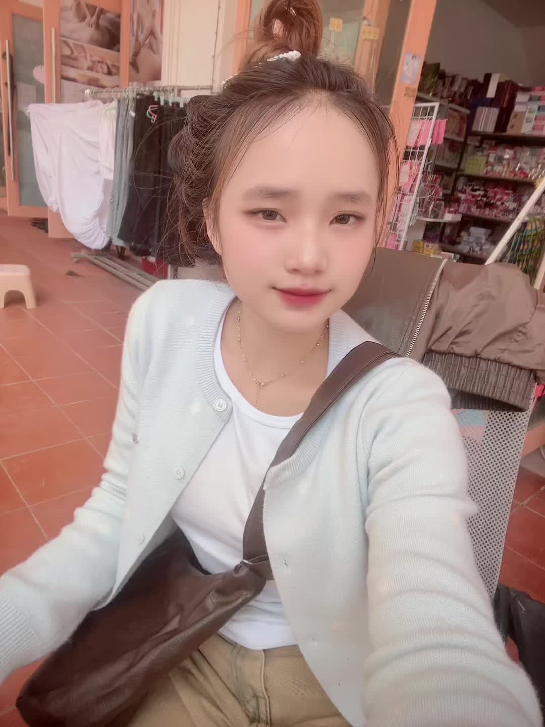 @ລານີນ້ອຍ. 😘😍