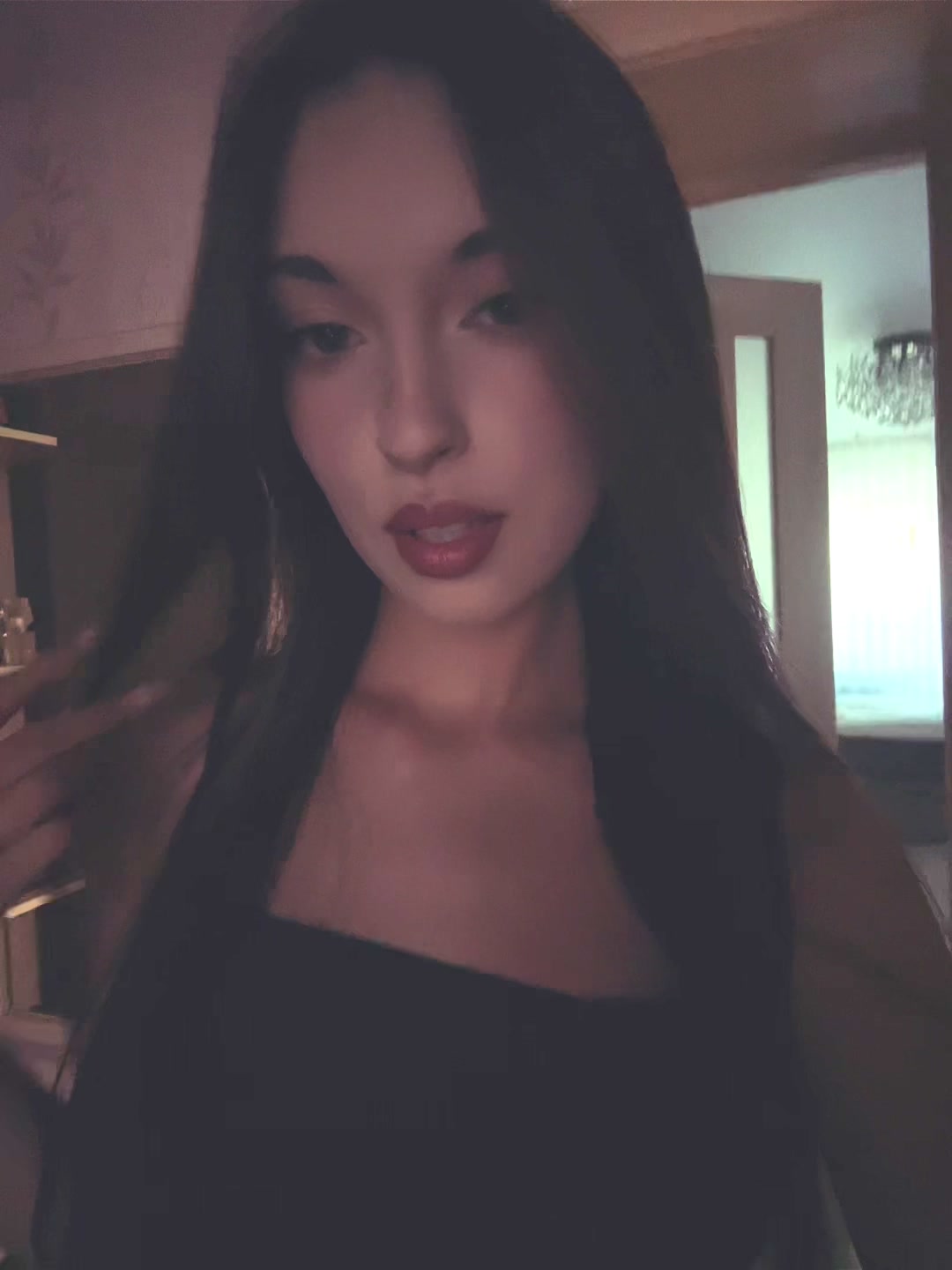 @🖤