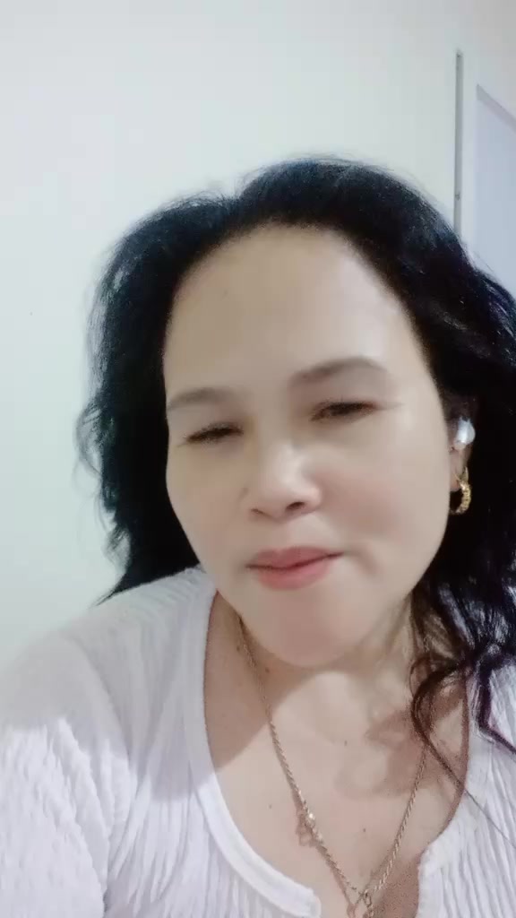 @tiktok.com/@jennypacamolim