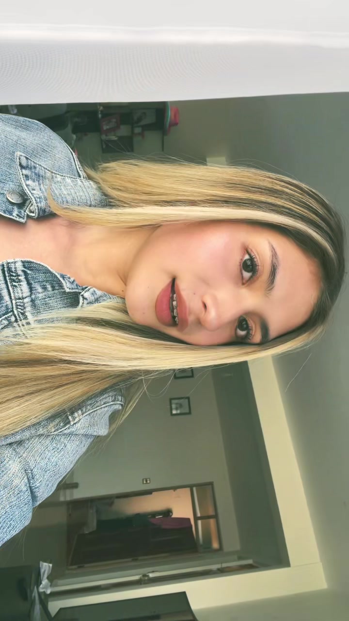 @Nicole_🌺