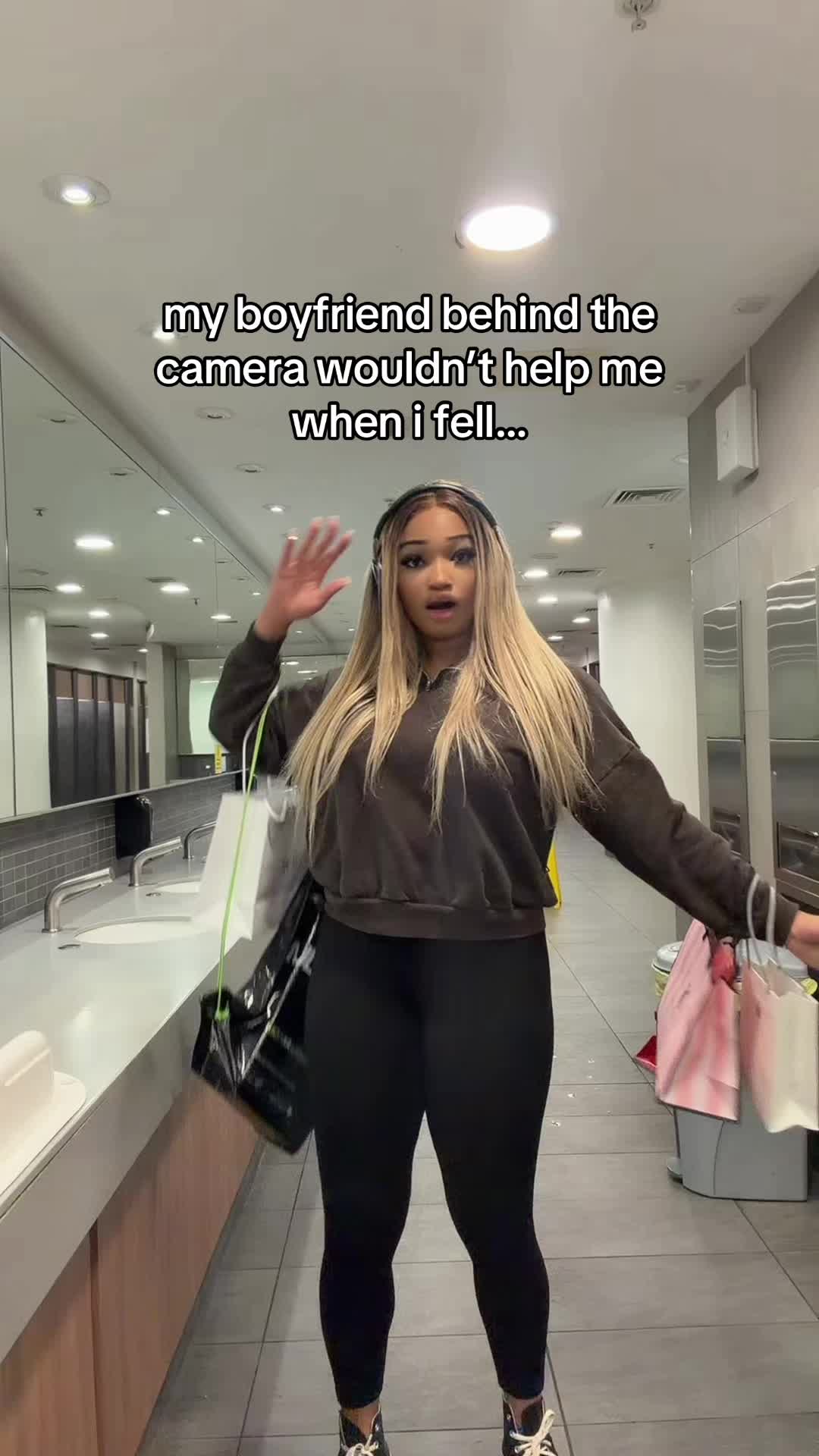 @𝐀𝐋𝐄𝐗𝐈𝐒 𝐃