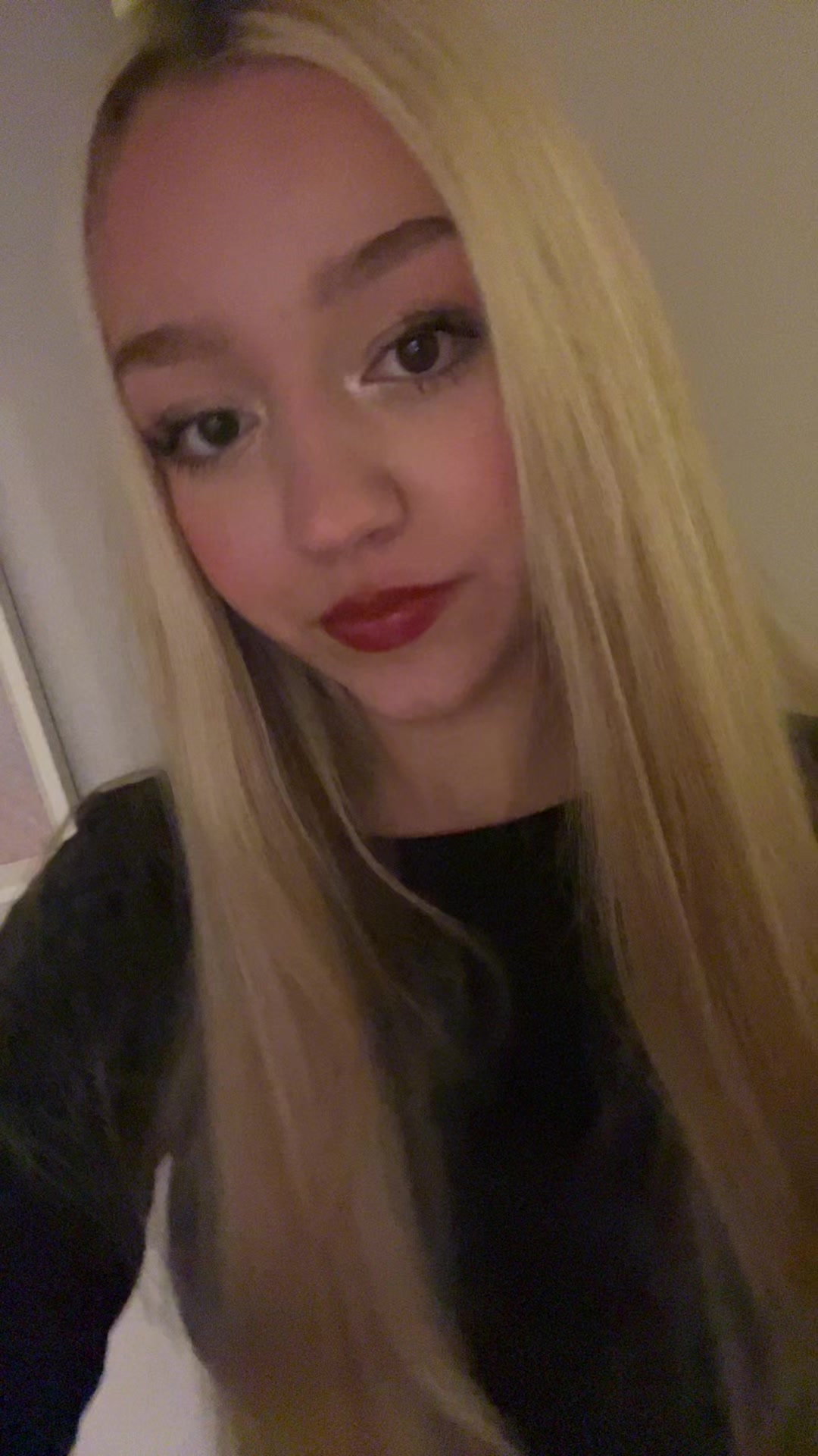 @isa💫