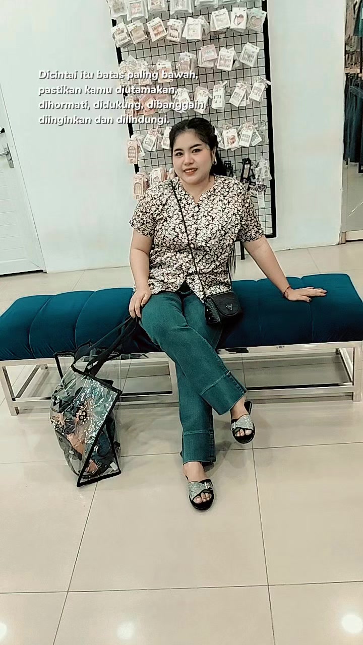 @Vikha230