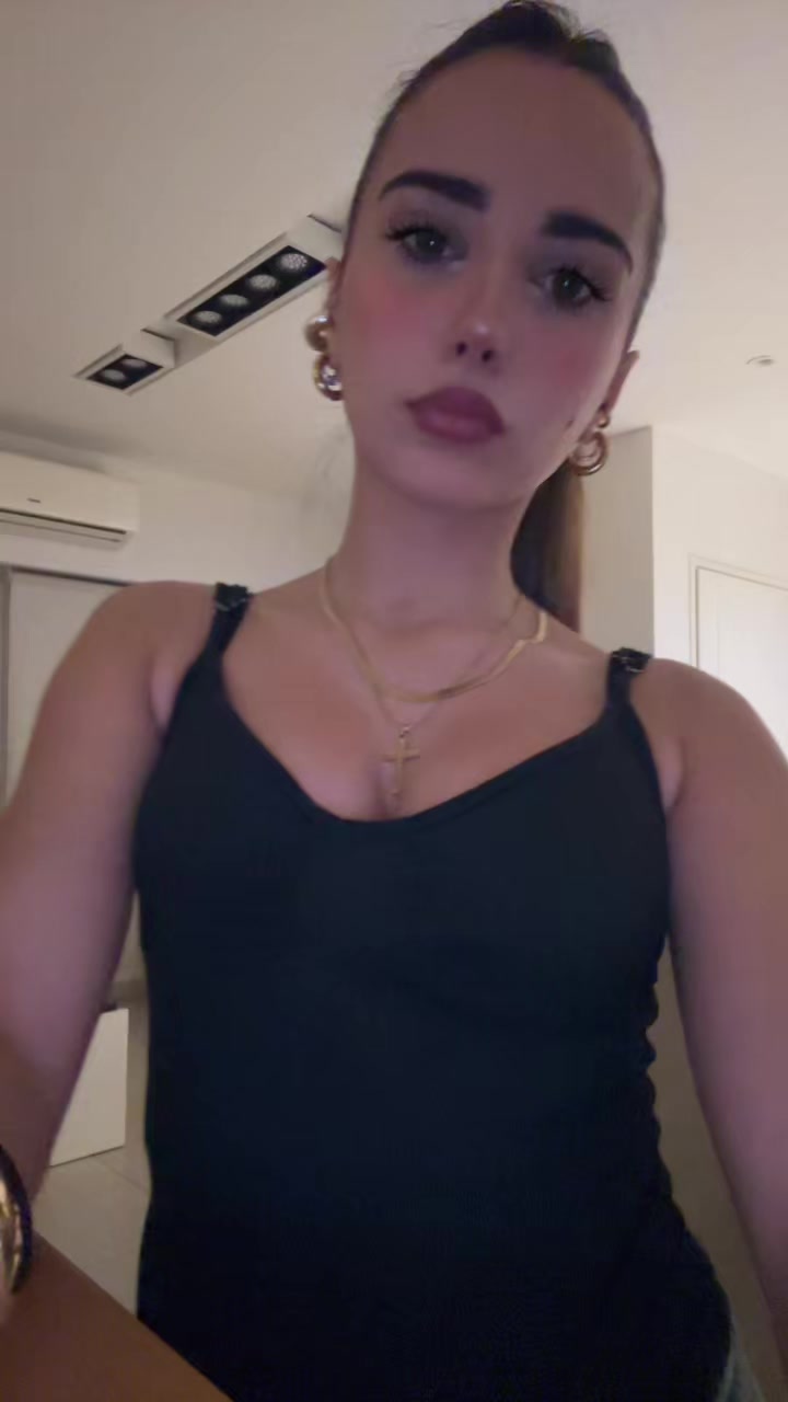 @Maiii🌙🦈