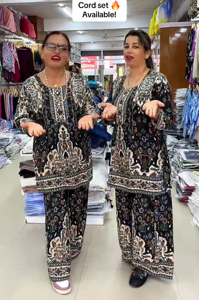 @Unique Collection,Jadibuti Ktm
