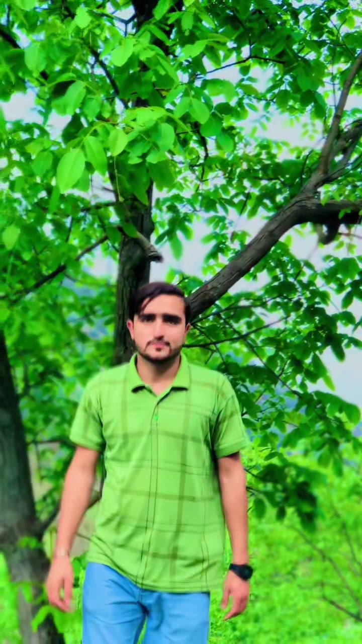 @Mr_ Zeeshan077