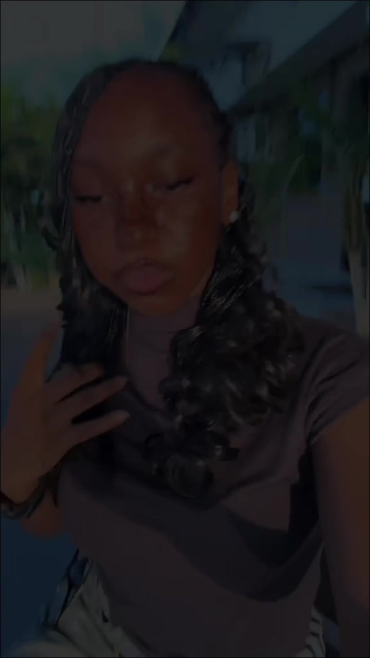 @Nissah🌚💕!