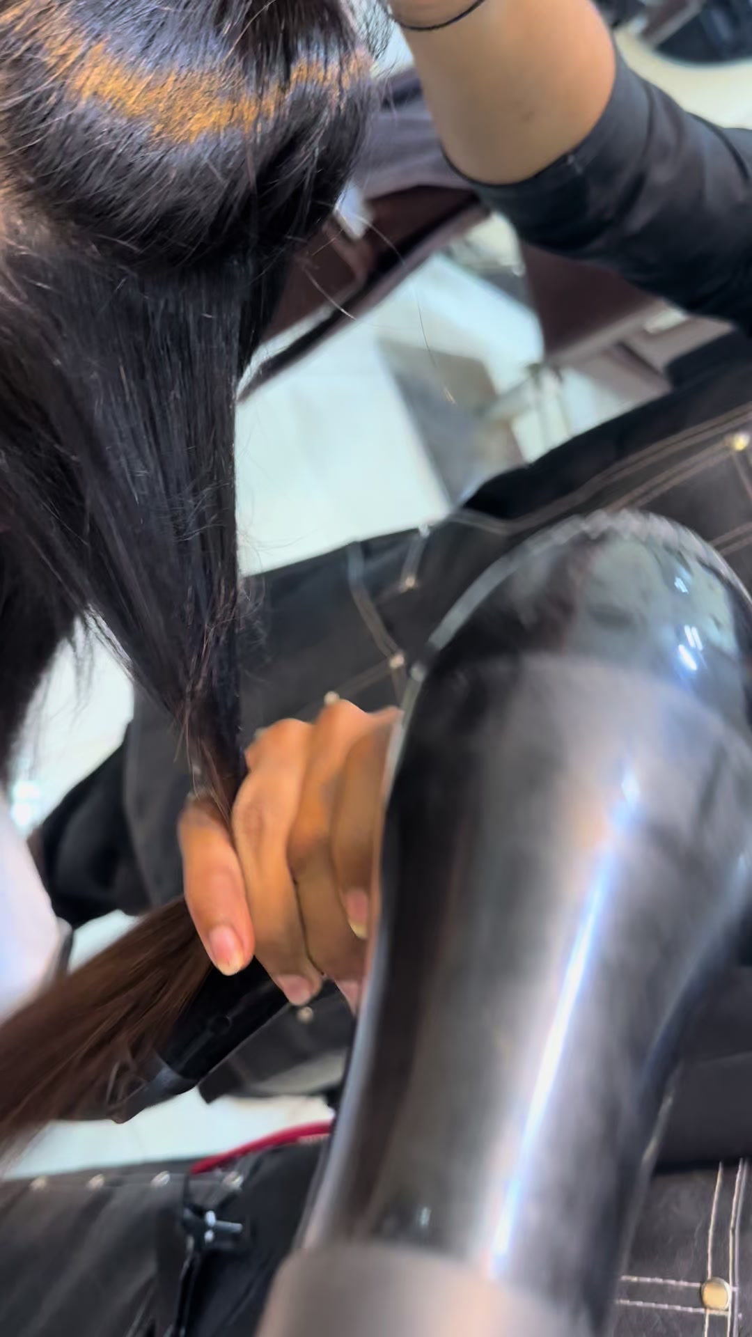 @TR Signature Salon