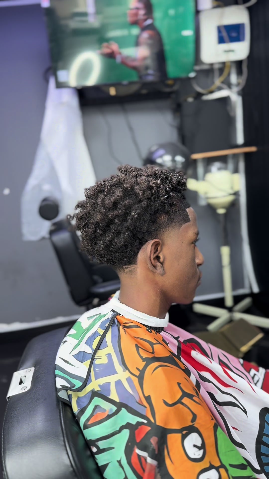 @๐โ๏ธ๐ธ๐ฉRasta Barber ๐ธ๐ฉโ๏ธ๐