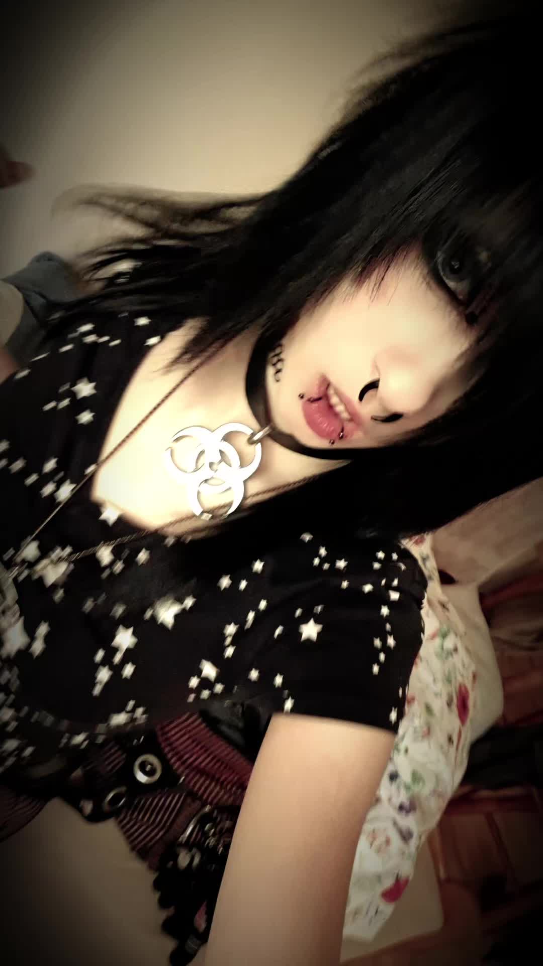 @☣︎ 𝔇𝔢𝔞𝔡𝔙𝔞𝔪𝔭 ☣︎