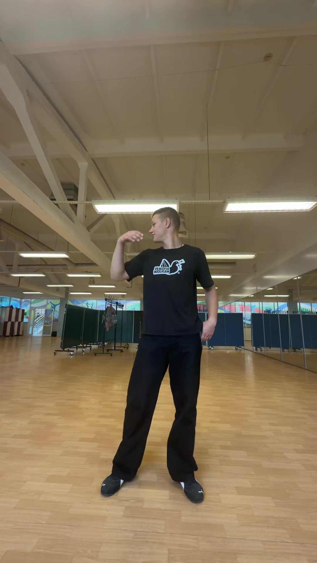 @Младший