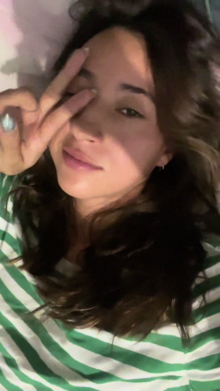 @Valeria✨